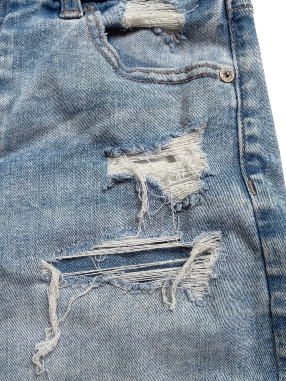 American Eagle Curvy Hi-Rise Shortie Distressed Denim Shorts Women’s 4